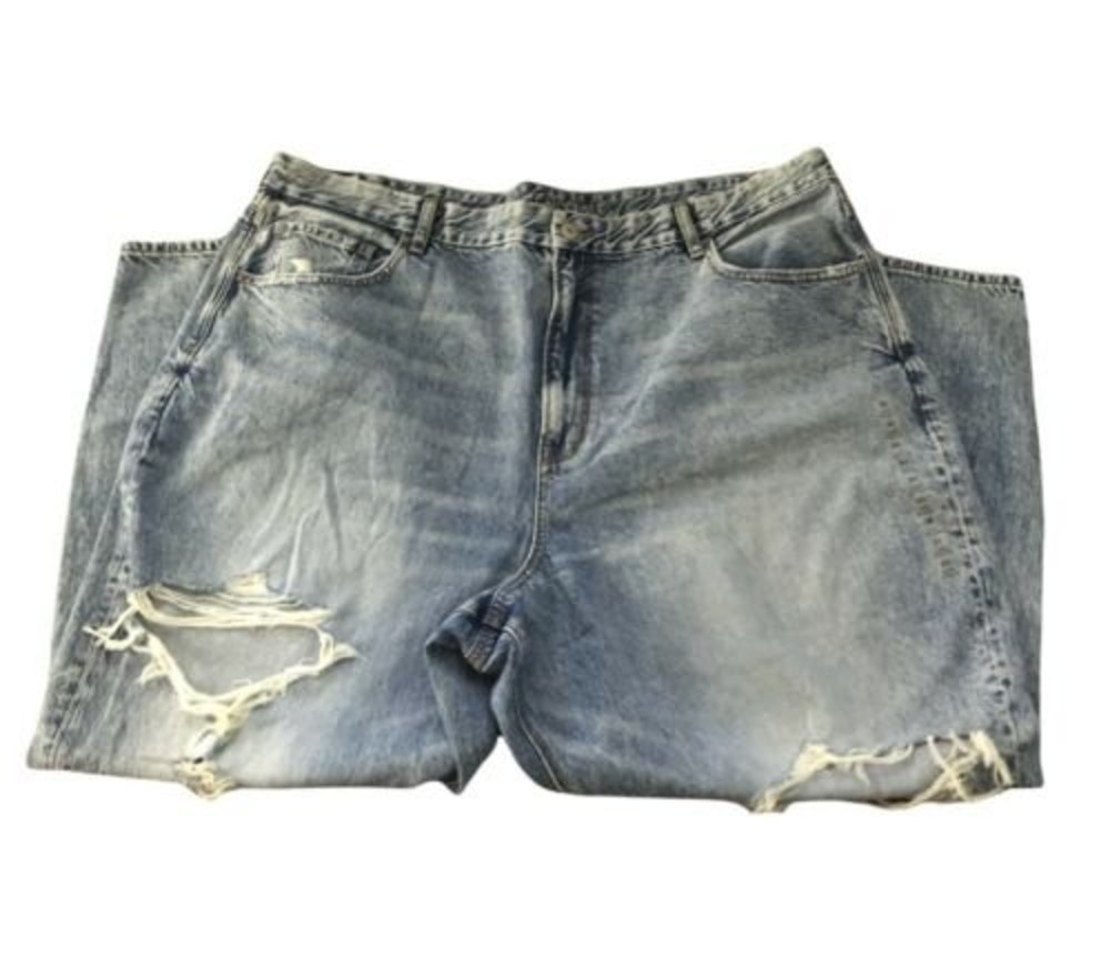 American Eagle Women’s Destroyed Curvy Regular Mom Jean Plu Size 24